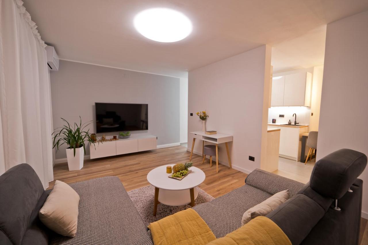 Apartment Malemi *